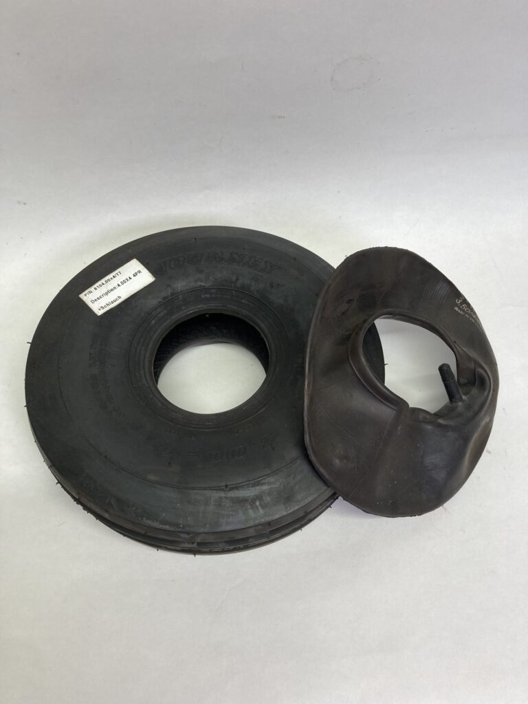 Buiten + binnenband PZ Flevo CZ330 Super Strela New-Old-Stock