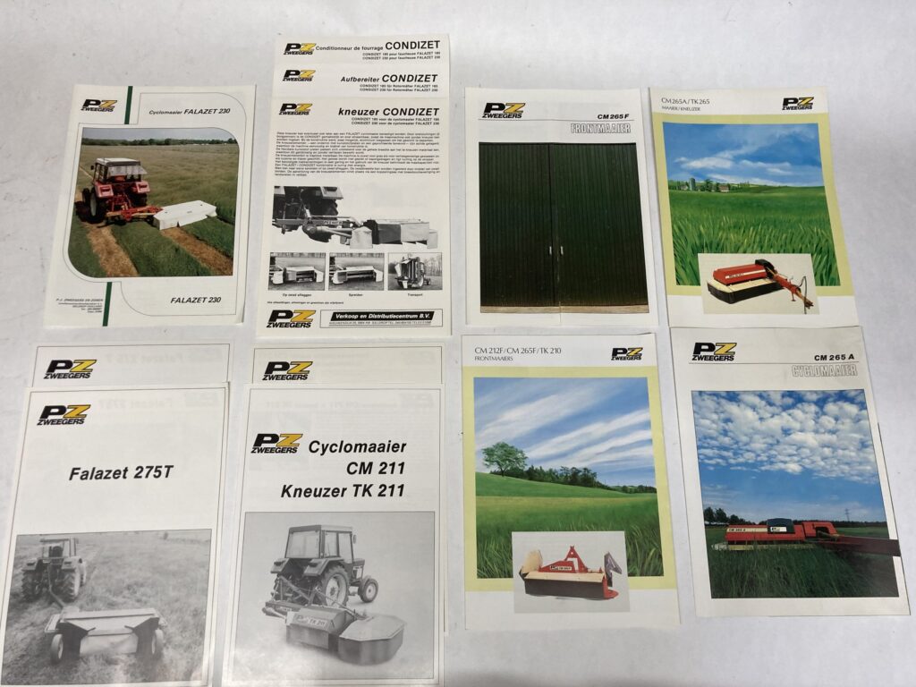 Set folders Falazet, frontmaaiers en getrokken maaiers 12 stuks New-Old-Stock