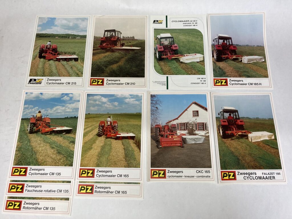 Set folders cyclomaaiers 135 165 185 185H 210 215 11 stuks New-Old-Stock