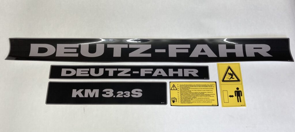 Deutz Fahr cyclomaaier KM 3.23S stickerset