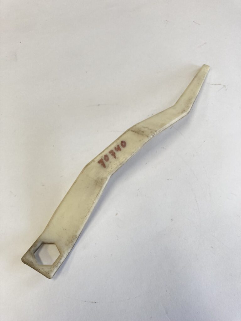 Schuddertand kunststof Vicon RC330 90070740 Rechts New-Old-Stock