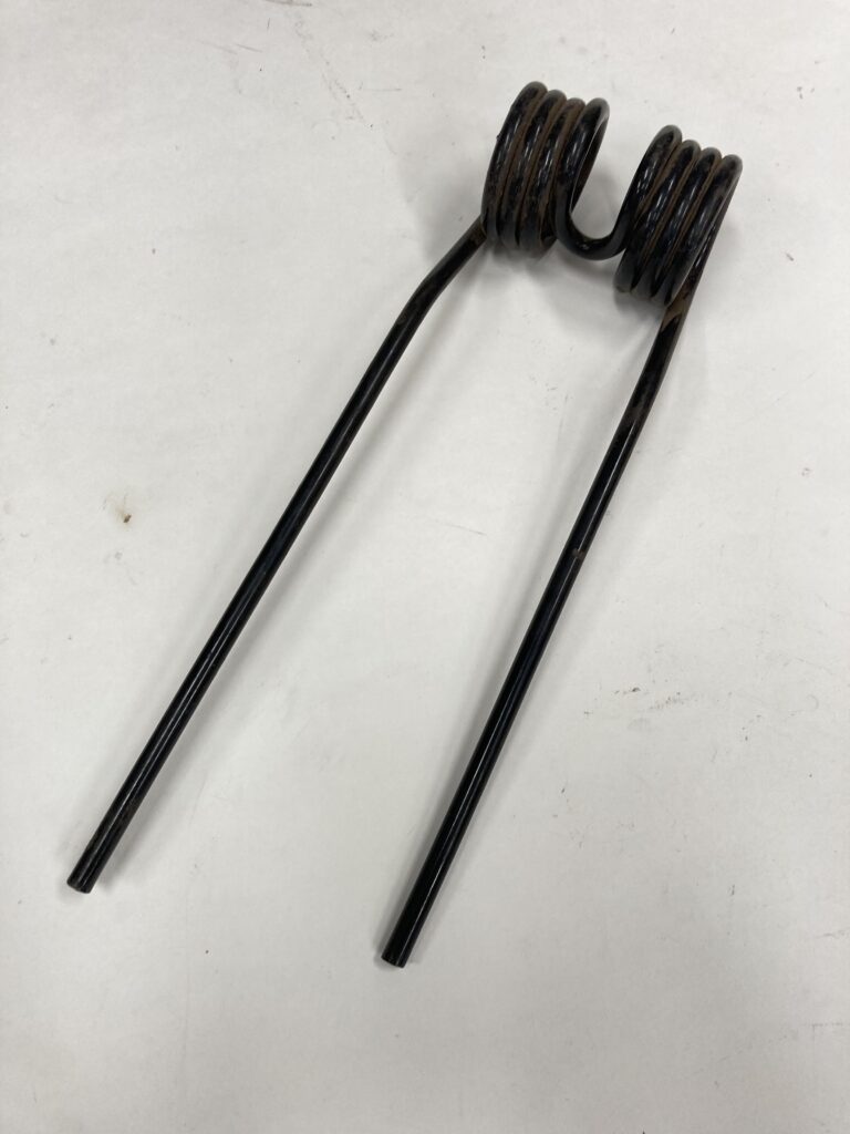 Schuddertand rechts Kuhn 58740700 New-Old-Stock